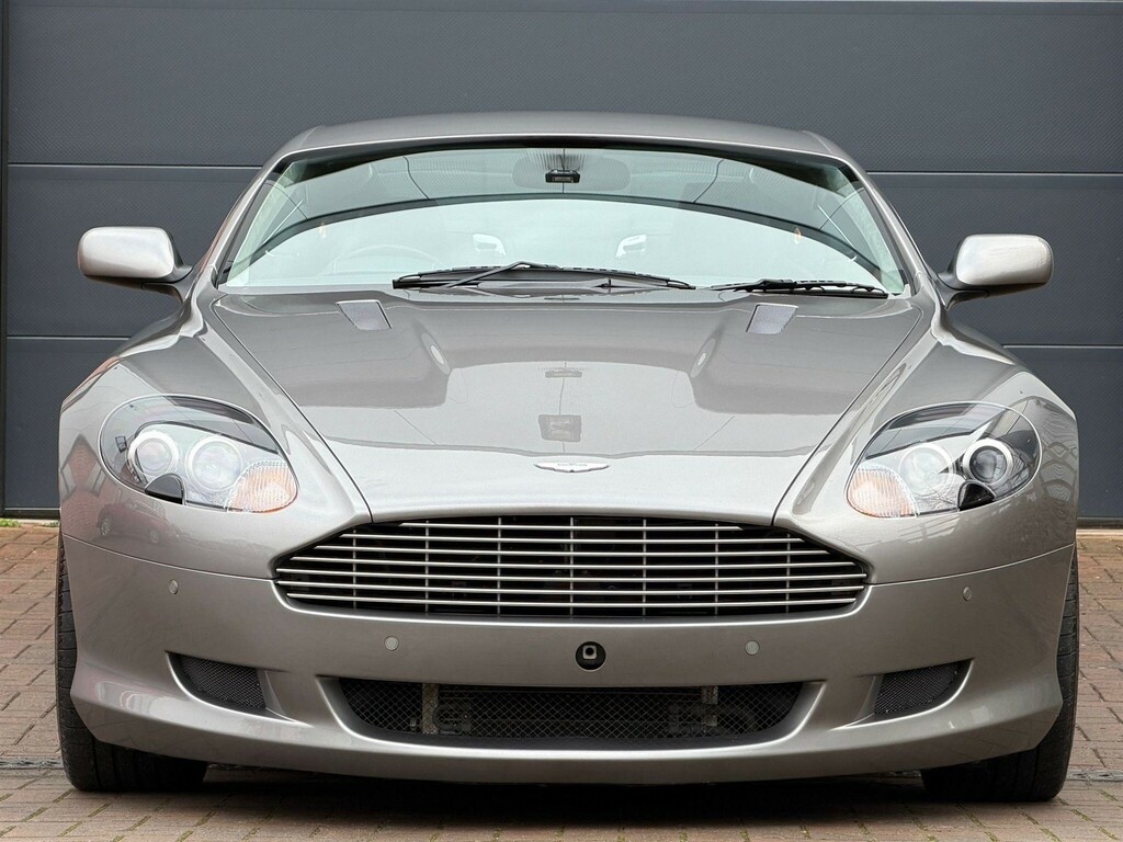 Aston Martin DB9 5.9 Seq Silver #2