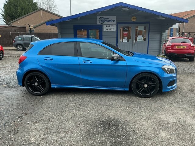 Mercedes-Benz A Class 2015 2.1 A200 Cdi Amg Night Edition Hatchback Blue #2