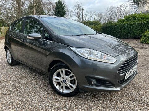 Ford Fiesta 2015 65 1.25 Grey