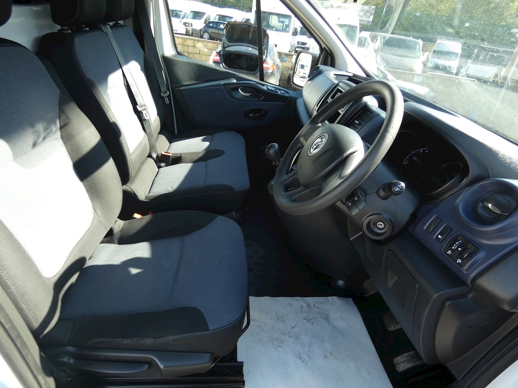Vauxhall Vivaro 2900 1.6Cdti 4 Cage Dog Van Ex Police U4523 White