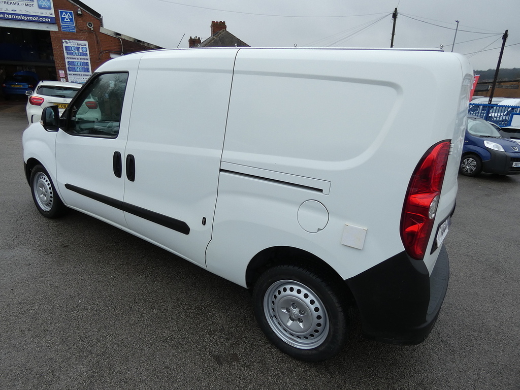 Vauxhall Combo 1.6 Cdti Lwb One Person Conversion No Vat U5102 White #2