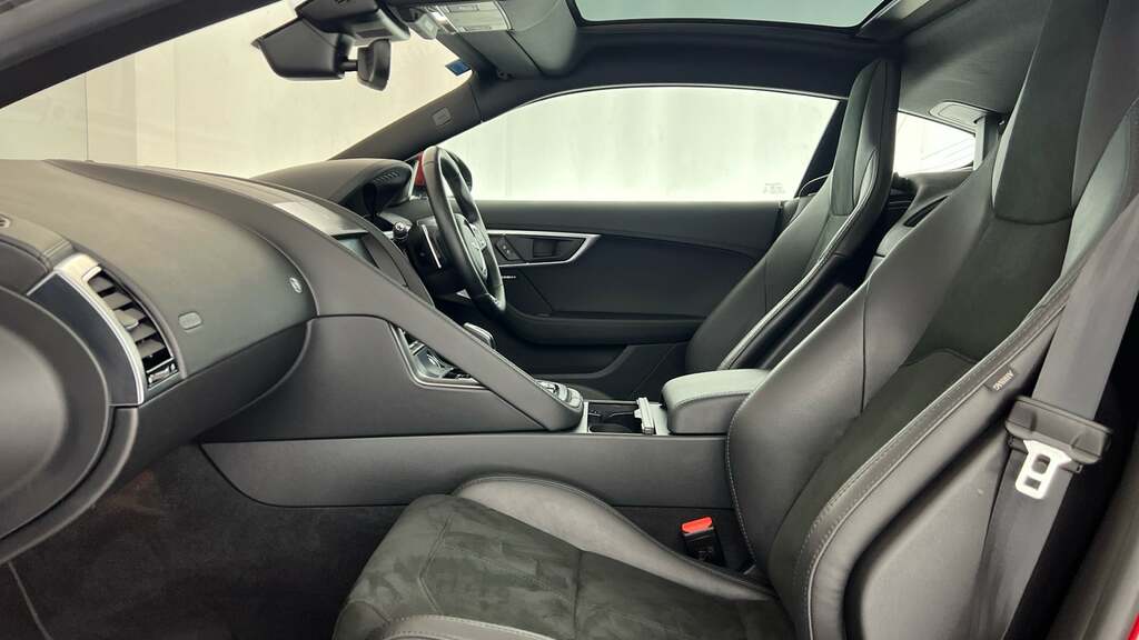 Jaguar F-Type 2.0I R-dynamic Coupe Euro 6 Ss BJ70FJN Red #3