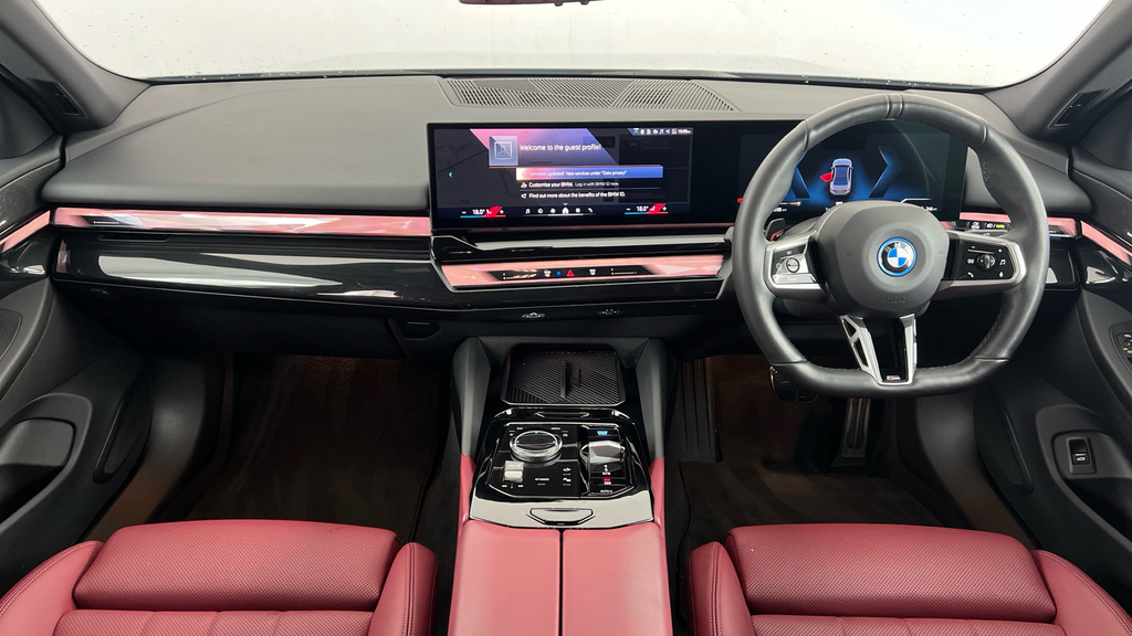 BMW i5 40 83.9Kwh M Sport Pro Saloon Ed LL73ZWB Grey #4