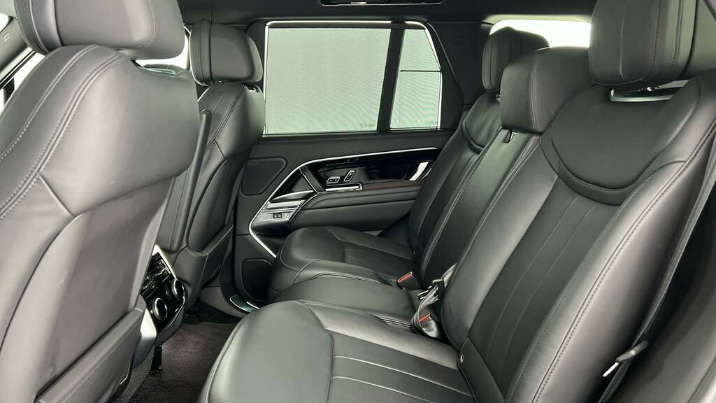 Land Rover Range Rover 4.4 P530 V8 Suv 4Wd GC23CVL Black #4