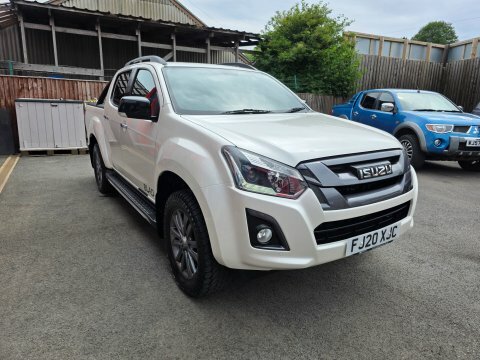 Isuzu D-Max Blade Dcb FJ20XJC White #3