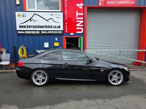 BMW 3 Series 320D M Sport YY13MWF Black #3