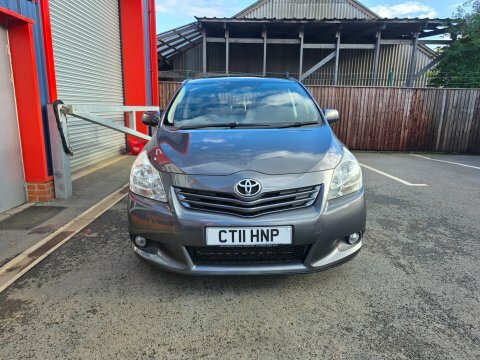 Toyota Verso Tr D-cat Grey