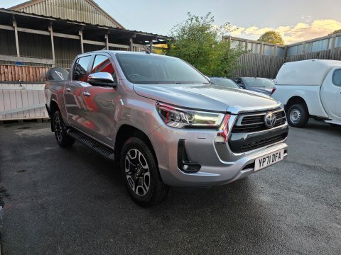 Toyota HILUX Invincible 4Wd D-4d YP71DFA Silver #2