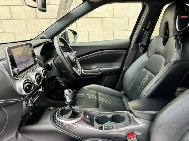 Nissan Juke 1.0 Dig-t Tekna 113 Bhp - 2023 72 OX72FNU Black #4