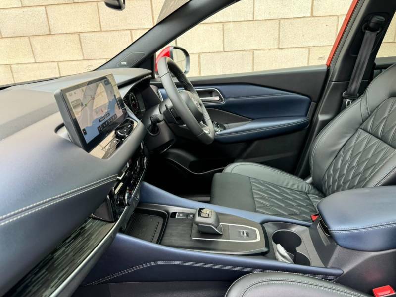 Nissan Qashqai 1.3 Dig-t Tekna Plus Dct Mhev 156 Bhp - 2024 7 OW73XUV Red #2