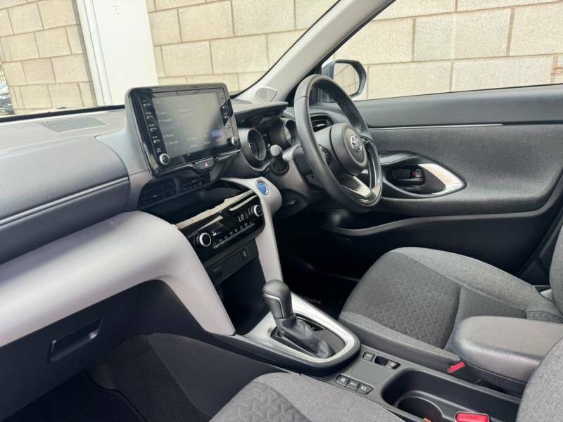 Toyota Yaris Cross 1.5 Vvt-h Icon Suv Hybrid E-cvt Euro 6 PE71YSL White #2