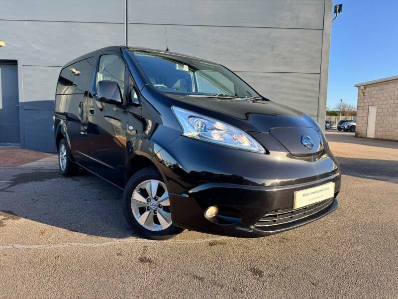 Nissan e-NV200 80Kw 40Kwh 7 Seat - 2020 70 Black