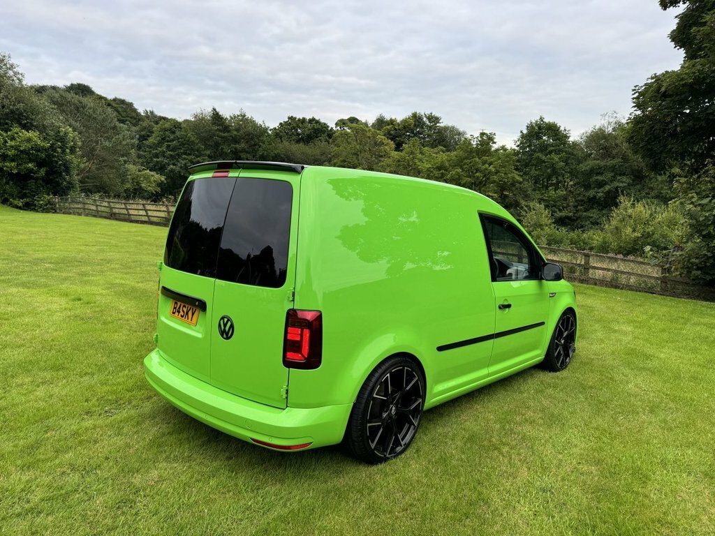 Volkswagen Caddy 1.9 White #7