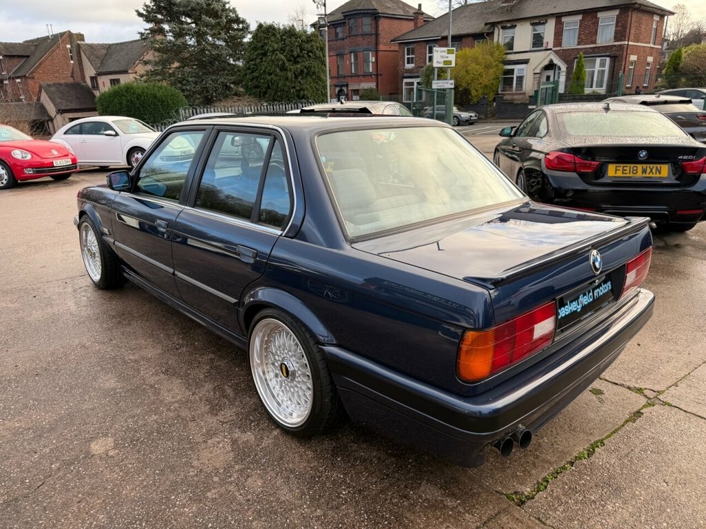 BMW 3 Series Saloon Blue #6