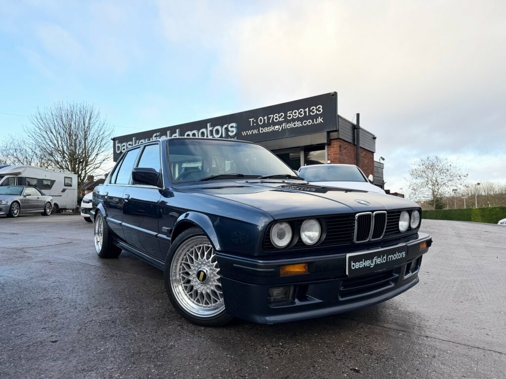 BMW 3 Series Saloon Blue