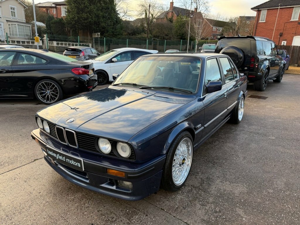 BMW 3 Series Saloon Blue #4