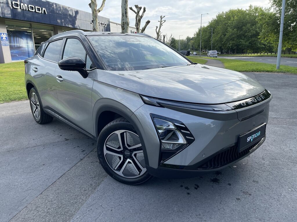 Omoda E5 Noble Black