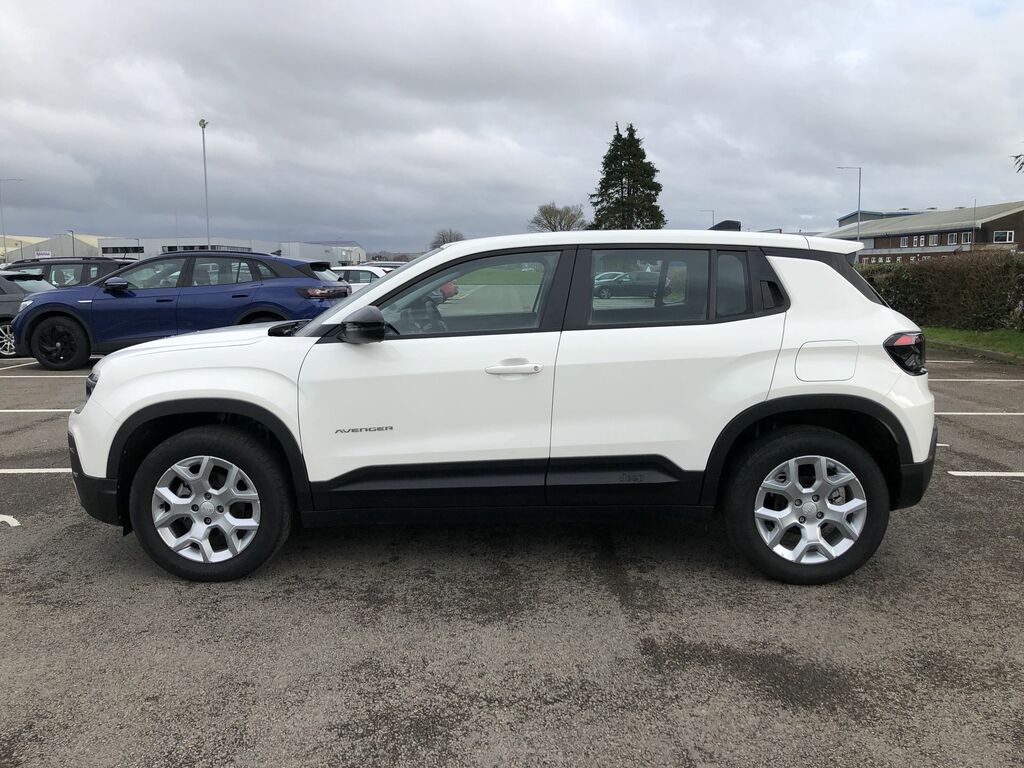 Jeep Avenger Altitude White #4