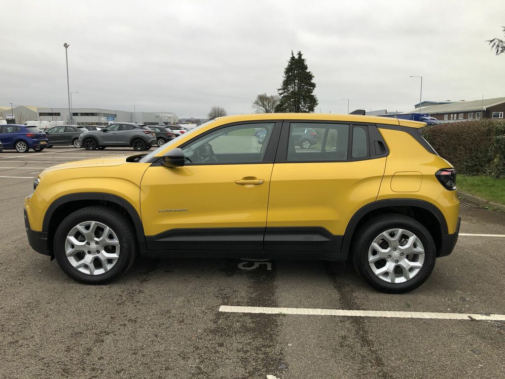 Jeep Avenger Altitude Yellow #4