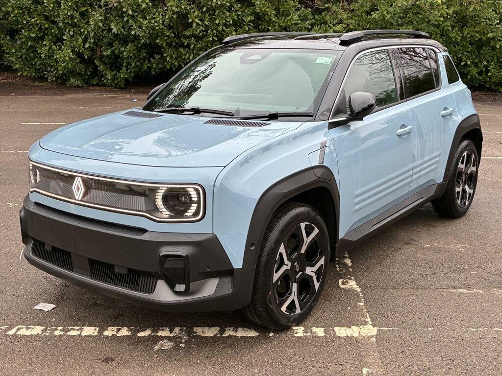 Renault 4 E-Tech Comfort Range 52Kwh Techno  Black #3