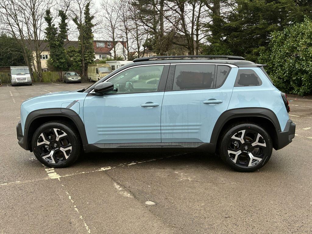 Renault 4 E-Tech Comfort Range 52Kwh Techno  Black #6