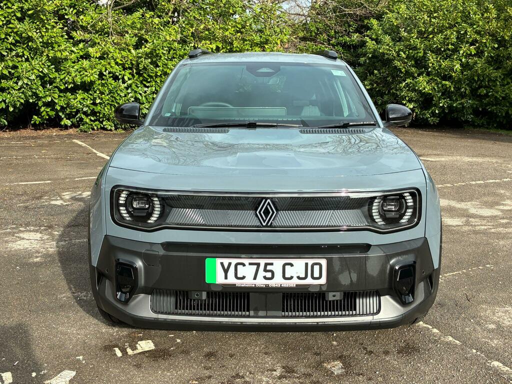 Renault 4 E-Tech Comfort Range 52Kwh Techno YC75CJO Grey #2