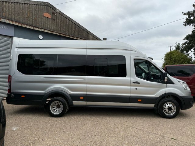 Ford Transit Custom 460 Ecoblue Trend Minibus YS69KKL Silver #3