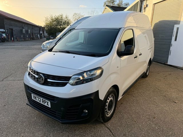 Vauxhall Vivaro Turbo D 2900 Dynamic VK72RPX White #4