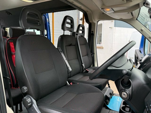Peugeot Boxer Bluehdi 335 17 Seat Blue #3