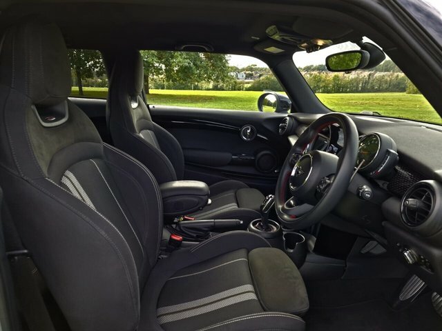 Mini Hatch Cooper S Sport Hatchback EO69GWJ Grey #6