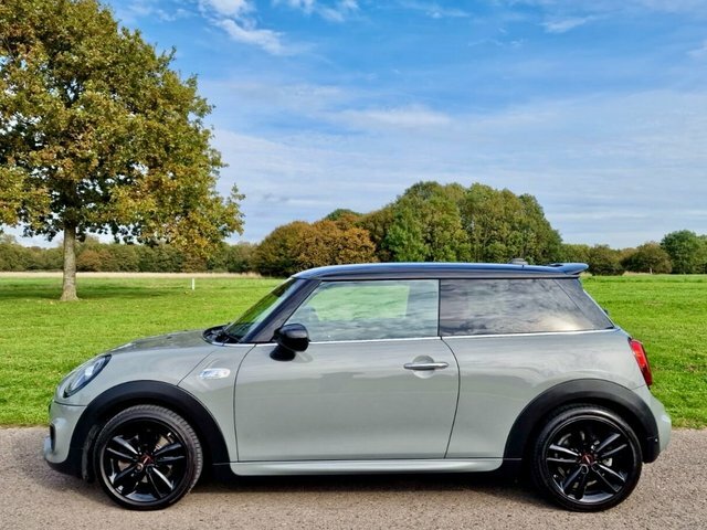 Mini Hatch Cooper S Sport Hatchback EO69GWJ Grey #3