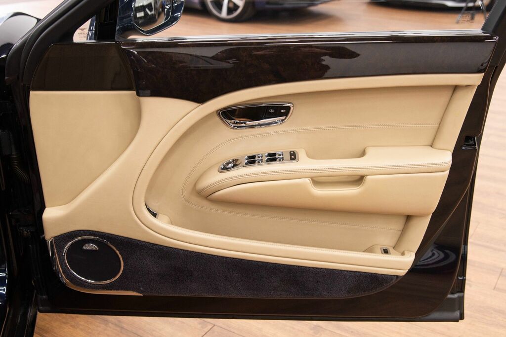Bentley Mulsanne V8 #22