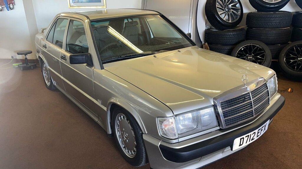 Mercedes-Benz 190 Saloon 190E 2.3-16 1986 Silver #4