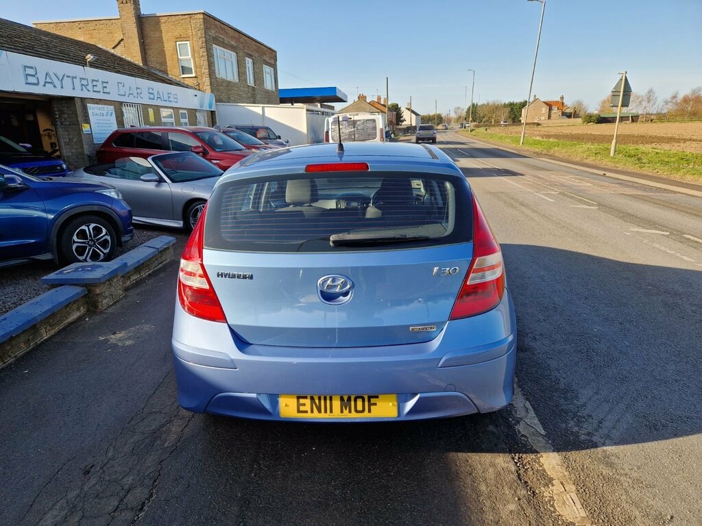 Hyundai I30 Crdi Comfort Blue #5