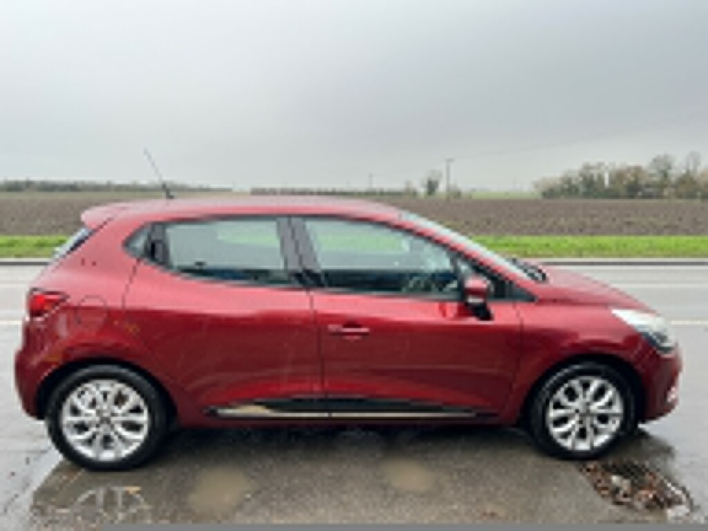 Renault Clio Hatchback 1.2 Dynamique Nav 1.2 16V 75 2016 HK66YHF Red #2