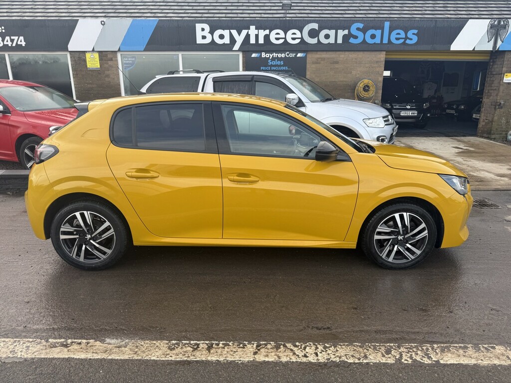 Peugeot 208 Hatchback 1.5 Bluehdi Allure Premium 2022 YE22NTT Yellow #3