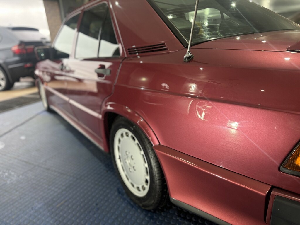 Mercedes-Benz 190 E Auto Red #17