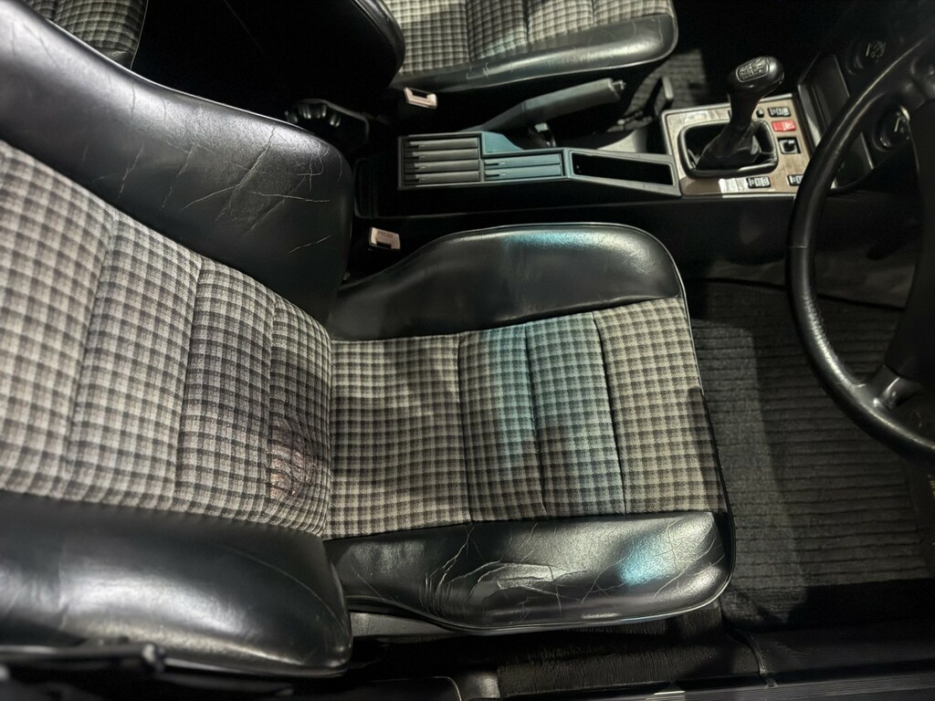Mercedes-Benz 190 E Auto Red #30