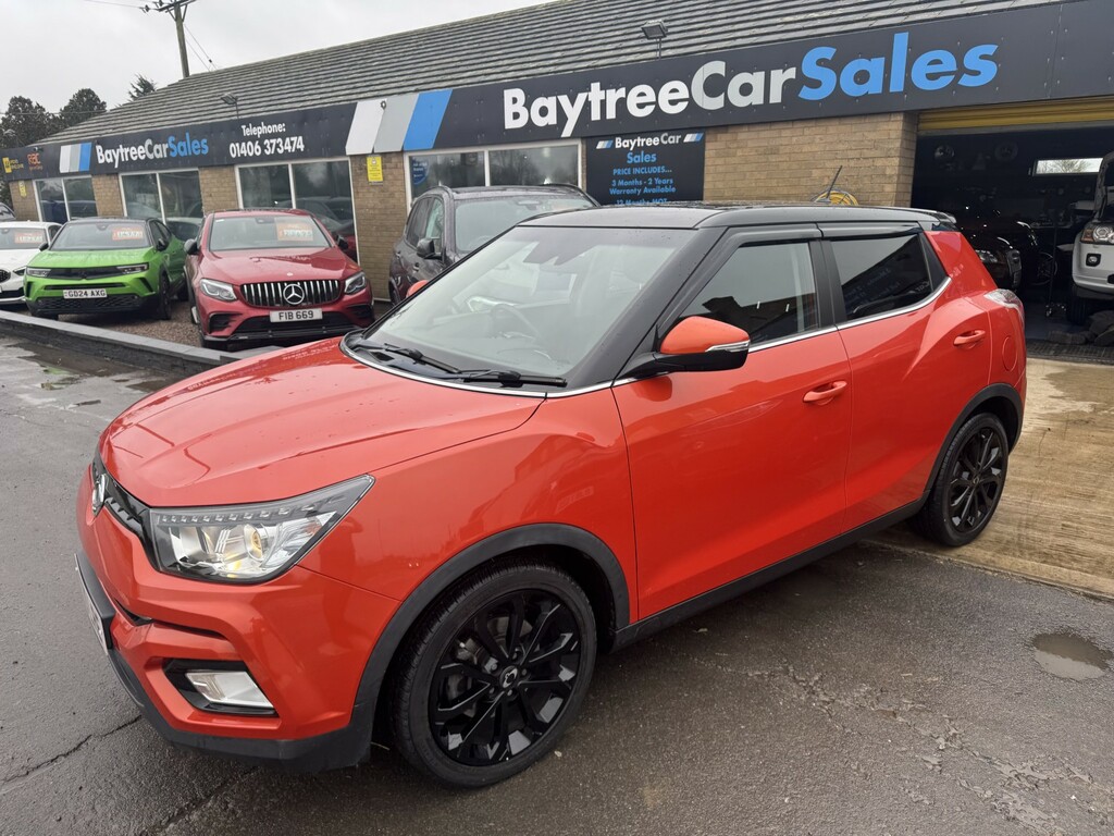 SsangYong Tivoli Suv 1.6 P Le 2020 Orange #6