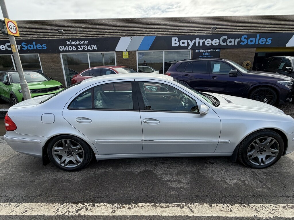 Mercedes-Benz E Class Saloon 3.0 E320 Cdi Elegance 2005 'YLA3' Silver #3