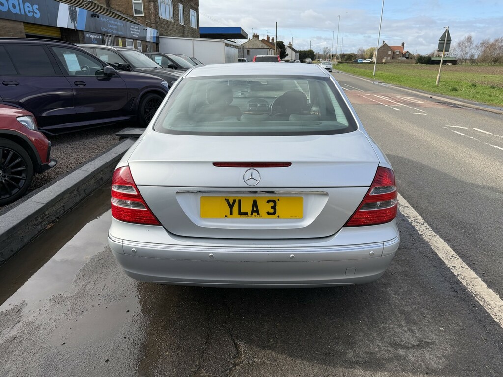 Mercedes-Benz E Class Saloon 3.0 E320 Cdi Elegance 2005 'YLA3' Silver #6