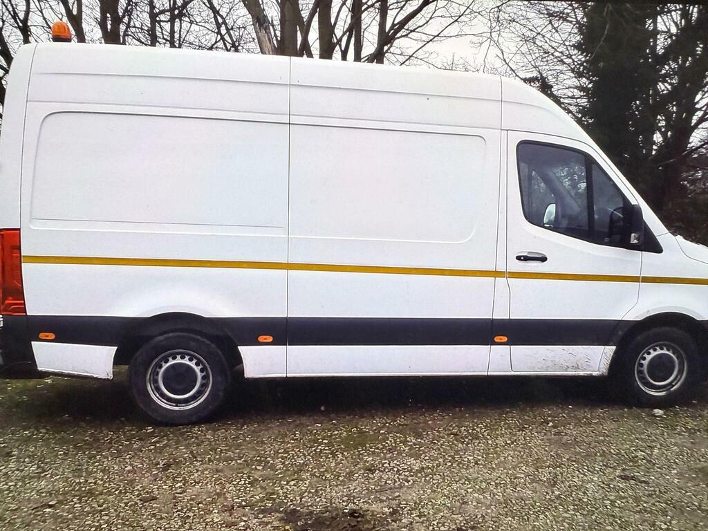 Mercedes-Benz Sprinter 2.0 315 Cdi Progressive Rwd L2 H2 Euro 6 S S KM22PRV White #3