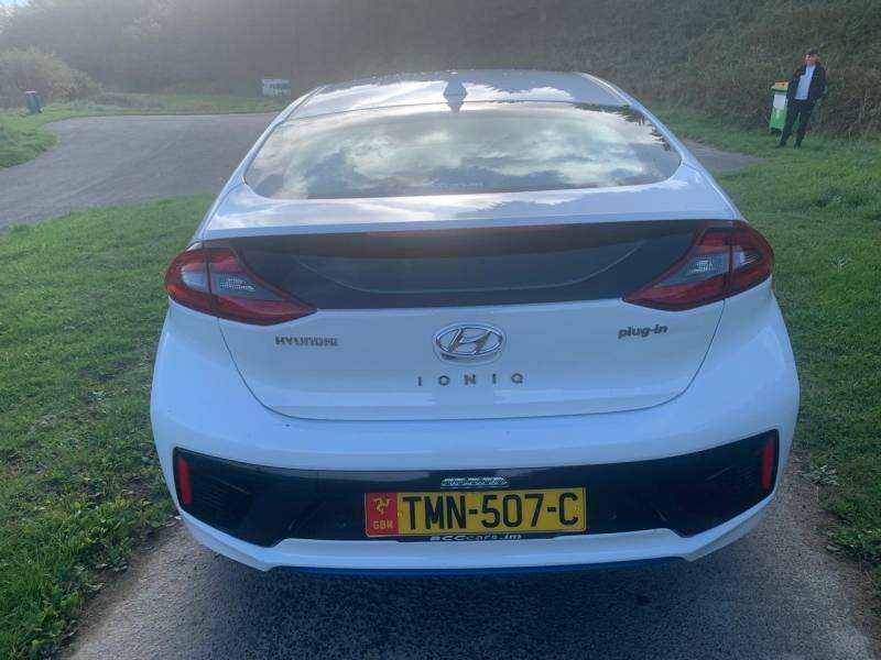 Hyundai Ioniq 1.6 Gdi Plug-in Hybrid Premium Se Dct - 2020 White #6
