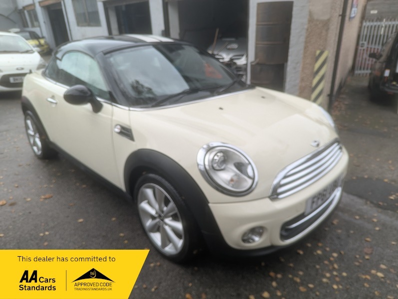 Mini Coupe 1.6 Cooper White