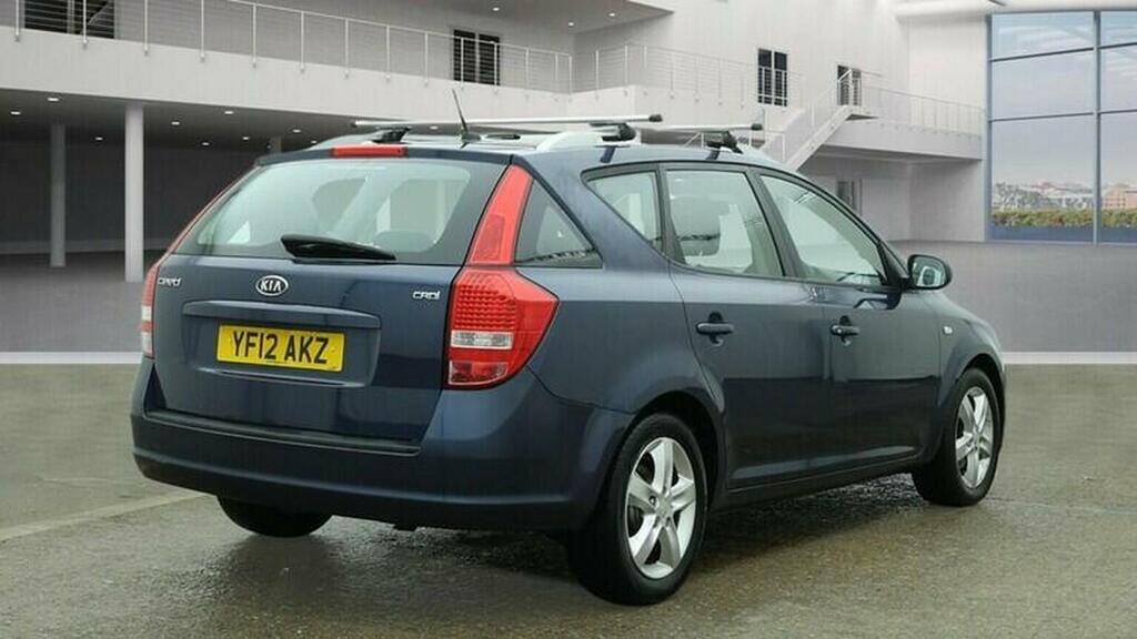 Kia Ceed Estate 1.6 Crdi 2 Sports Wagon Euro 5 20 Blue #4