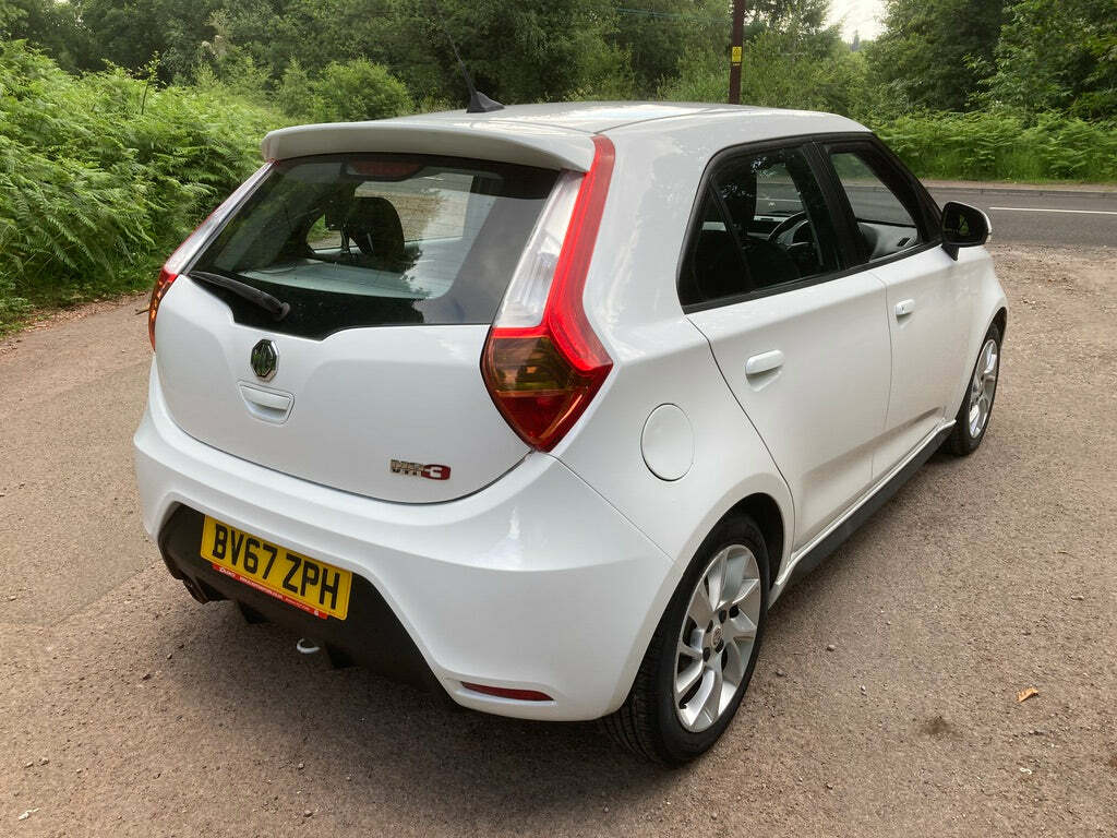 MG MG3 3Form Sport 1.5 Vti-tech Hatchback 5Dr. Full Servi BV67ZPH White #4