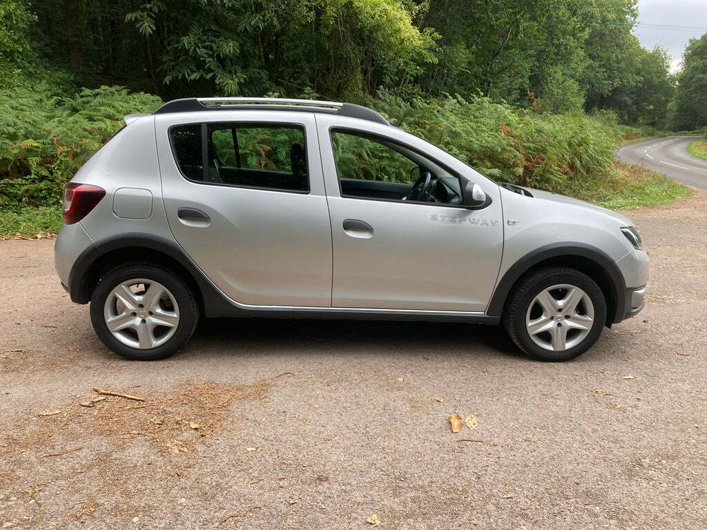 Dacia Sandero Stepway 0.9 Tce Laureate DG16WHH Silver #5