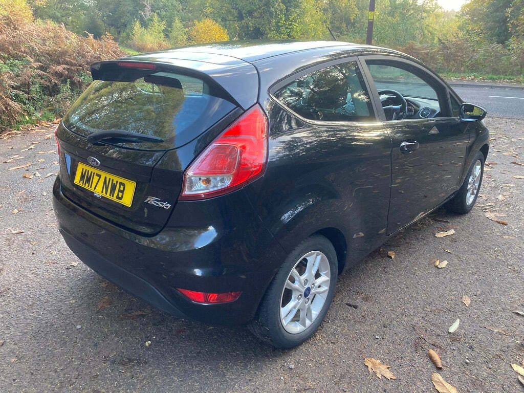Ford Fiesta Zetec Hatchback Euro 6. MM17NWB Black #4
