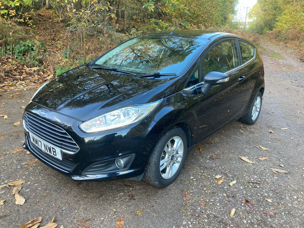 Ford Fiesta Zetec Hatchback Euro 6. MM17NWB Black #3