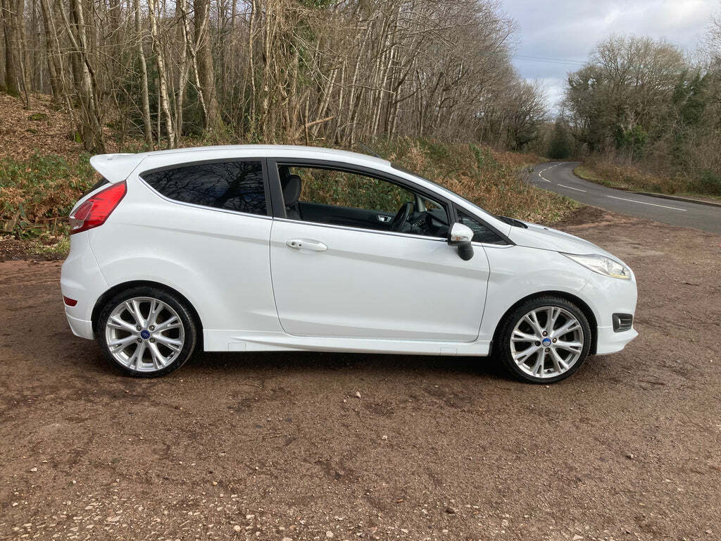 Ford Fiesta 1.0 Ecoboost Titanium X Hatchback CA15ZTG White #5